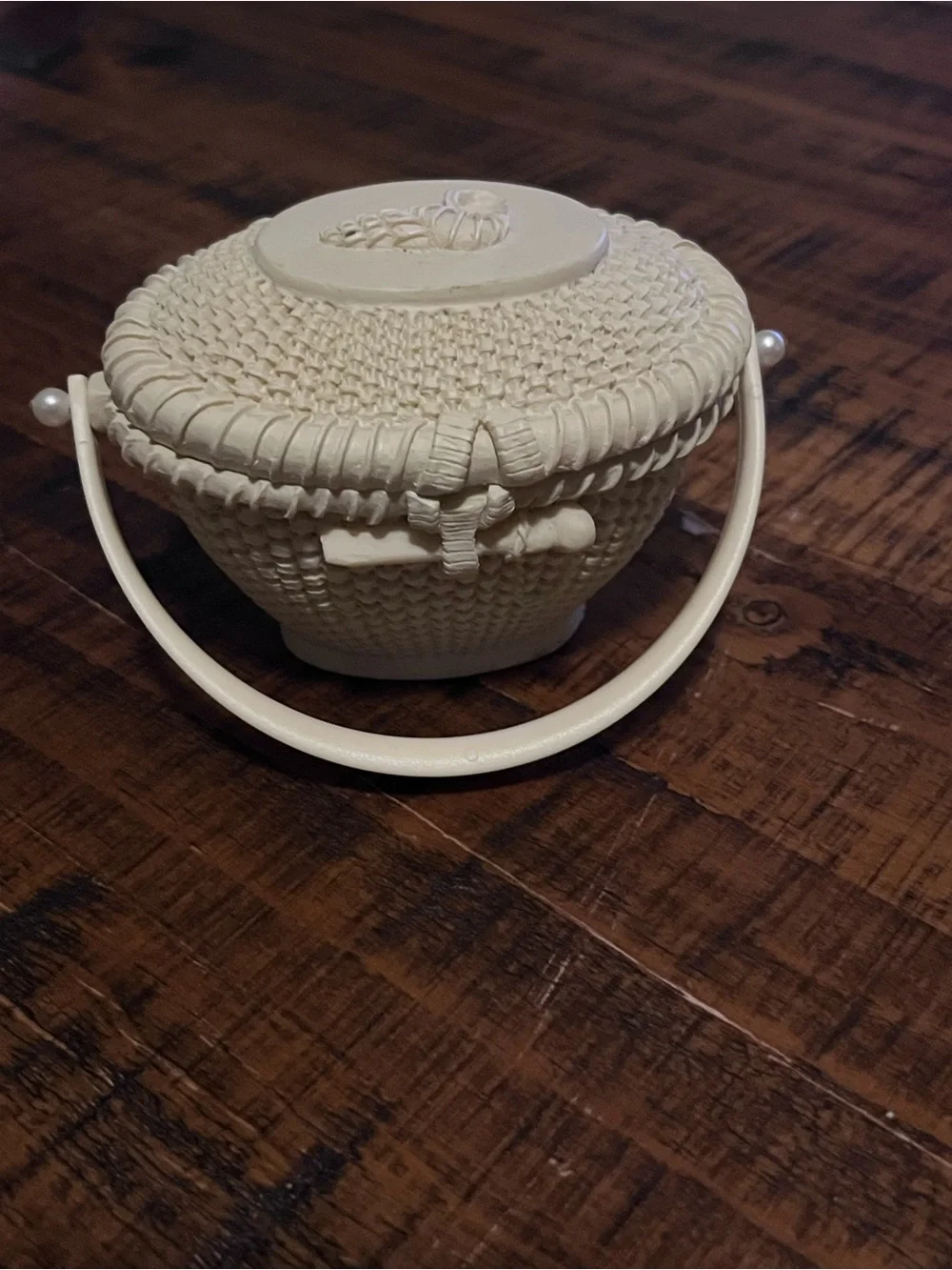 Vintage Style Cream ceramic Trinket Basket with Handle